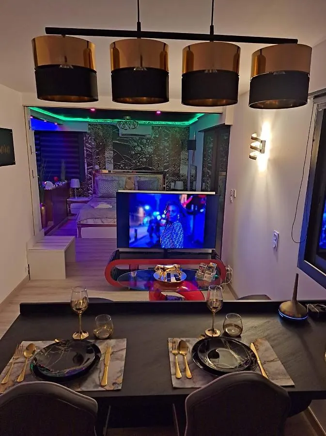 L'Aurore Suite De Charme, Clim Jacuzzi, Sauna, Piscine Chauffee Cuisine... Carpentras